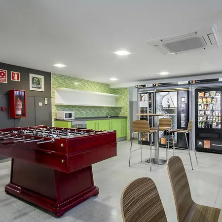 Resa Emperador Carlos V Hostel