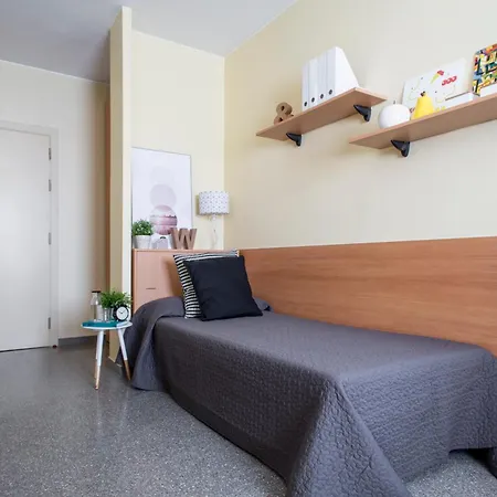 Resa Emperador Carlos V Hostal *